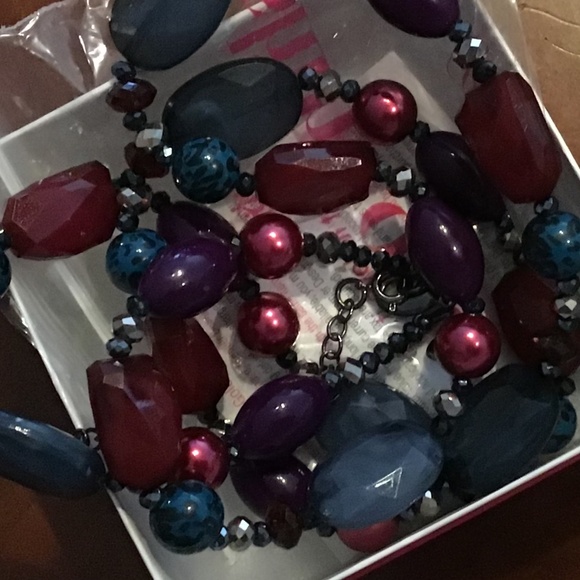 Stunning Glass Bead Necklace 36"+ - Picture 5 of 7